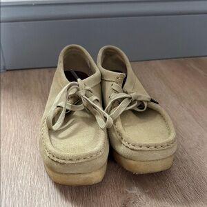 Clarks Wallabees